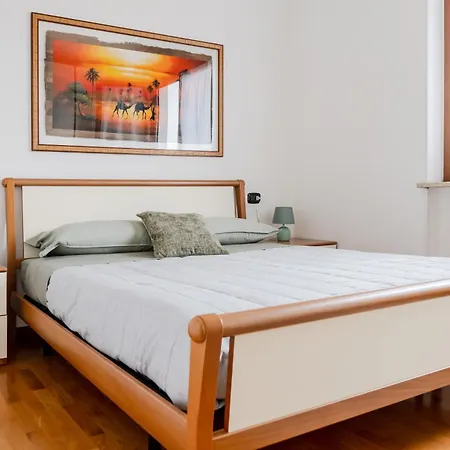 Cozy Near Fiera Di Verona! Daire